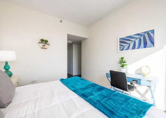 3br Luxury Glass With Views * Chicago