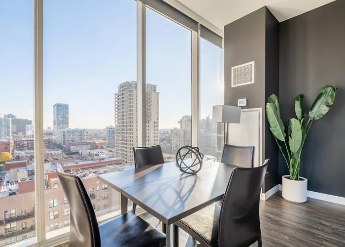 3br Luxury Glass With Views * Chicago