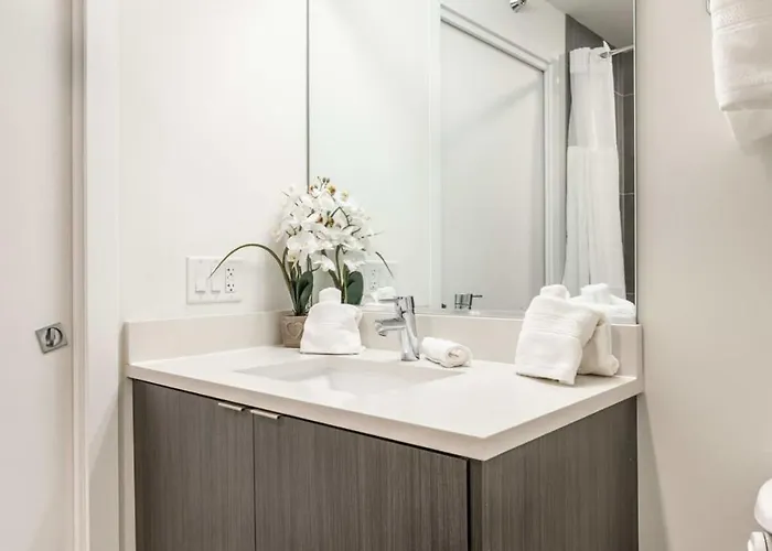 3br Luxury Glass With Views *